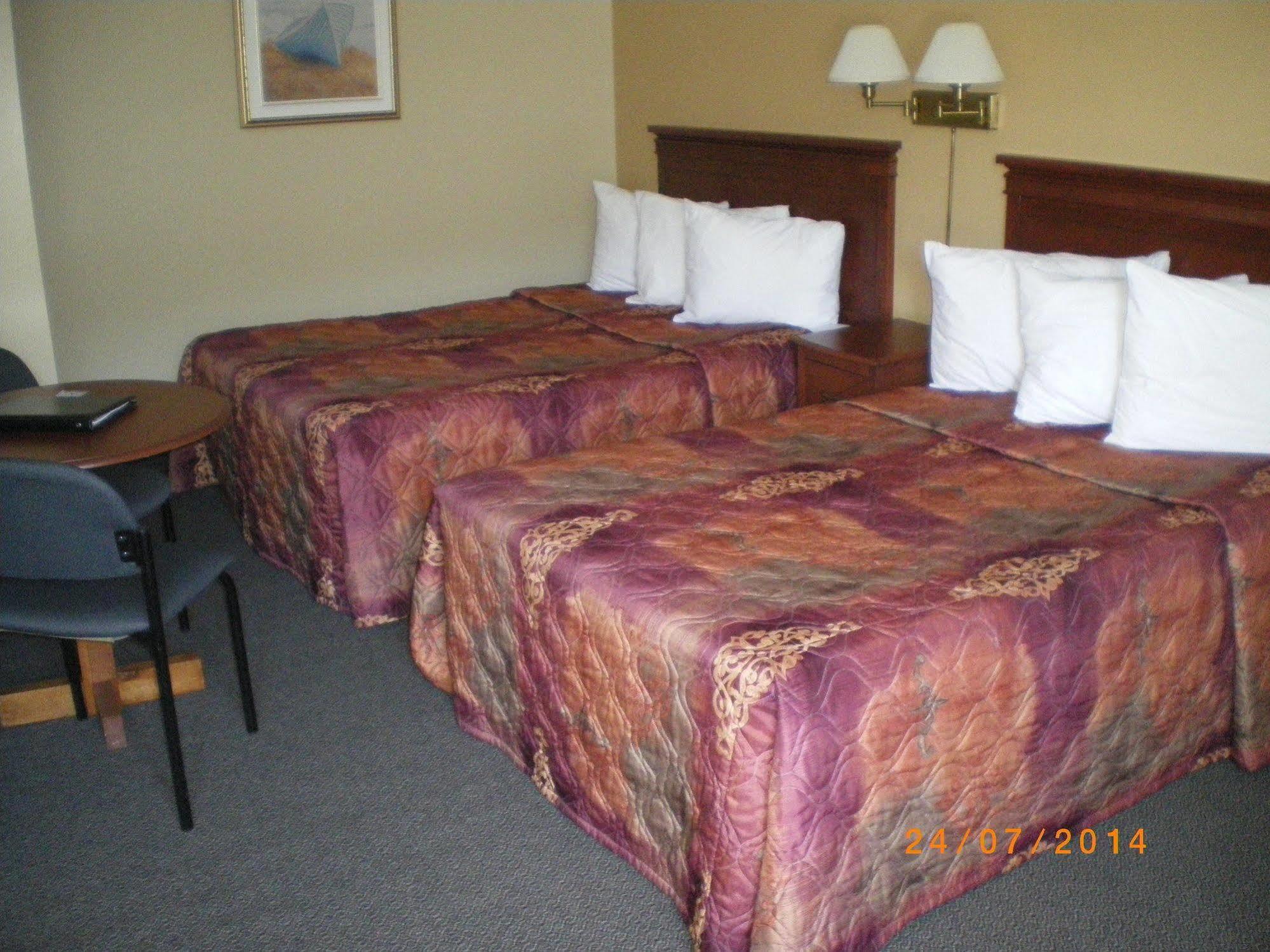 Hotel Motel Manoir De ペルセ エクステリア 写真
