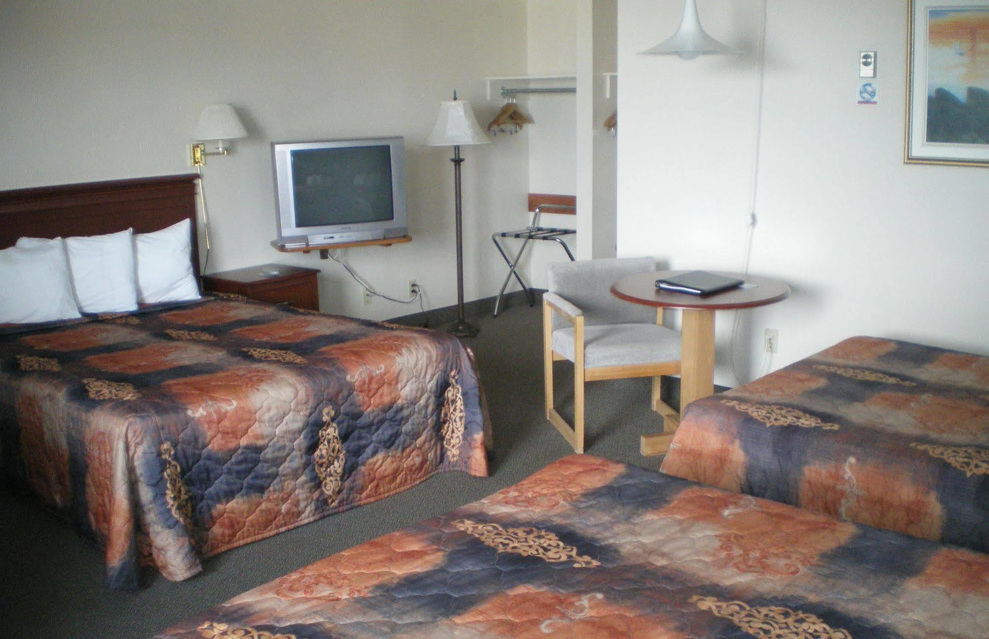 Hotel Motel Manoir De ペルセ エクステリア 写真