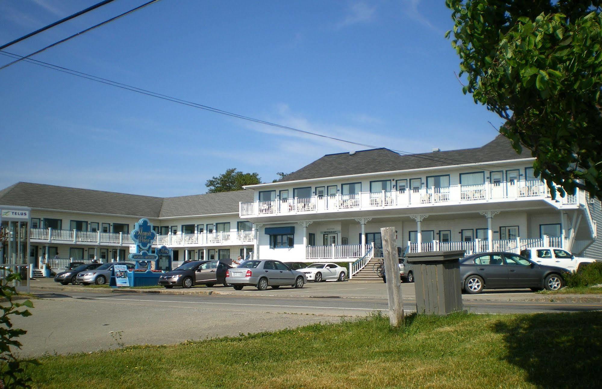 Hotel Motel Manoir De ペルセ エクステリア 写真